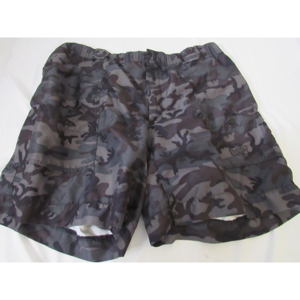 AFTCO Camouflage Green Shorts Mens Fishing Cargo Size 42L Elastic Waist Nylon